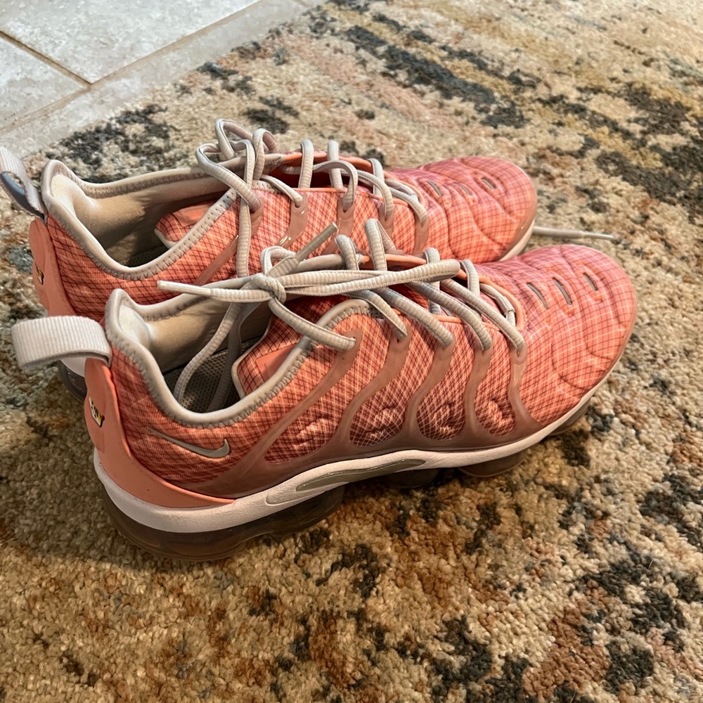 nike womens vapormax